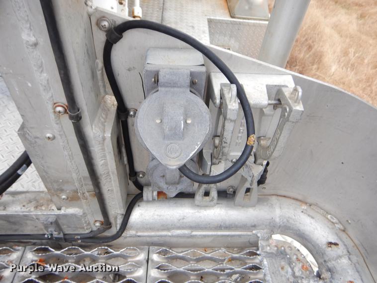 image for item ER9363 1992 Simon-Duplex Aerialscope 75 ladder truck