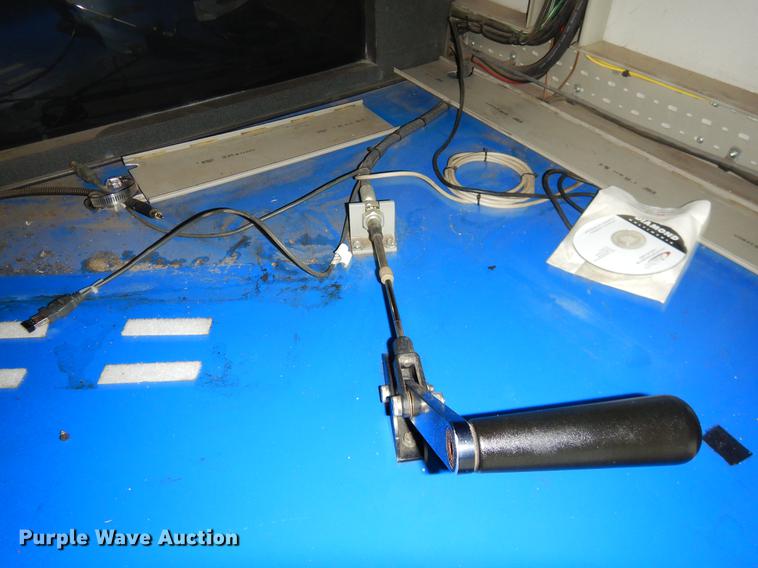 image for item ER9366 2000 Freightliner MT45 delivery truck