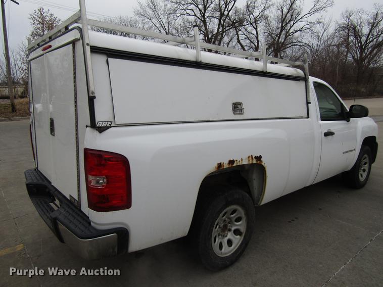 image for item EU9551 2008 Chevrolet Silverado 1500 pickup truck