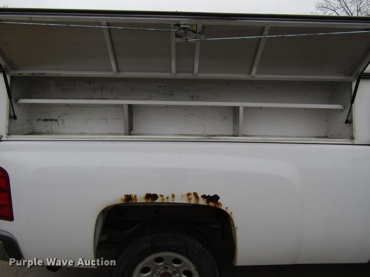 image for item EU9551 2008 Chevrolet Silverado 1500 pickup truck