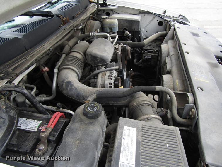 image for item EU9551 2008 Chevrolet Silverado 1500 pickup truck