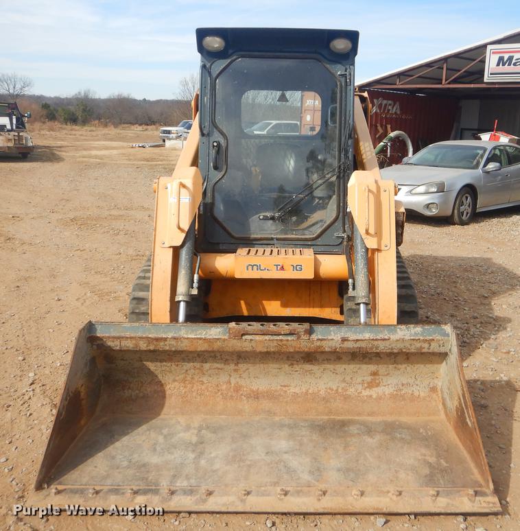 image for item EW9711 2011 Mustang 2100RT skid steer