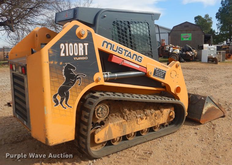 image for item EW9711 2011 Mustang 2100RT skid steer