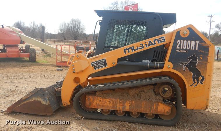 image for item EW9711 2011 Mustang 2100RT skid steer