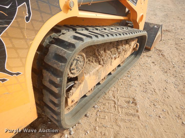 image for item EW9711 2011 Mustang 2100RT skid steer