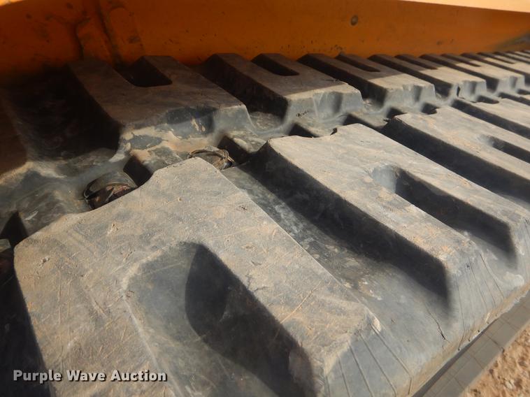 image for item EW9711 2011 Mustang 2100RT skid steer