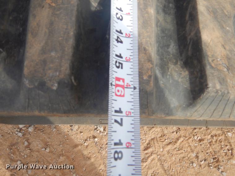 image for item EW9711 2011 Mustang 2100RT skid steer