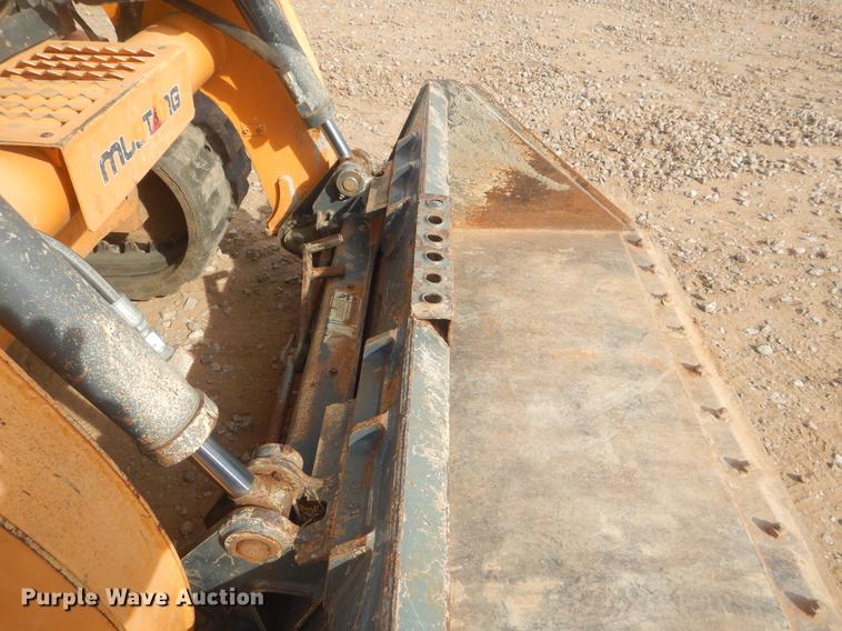 image for item EW9711 2011 Mustang 2100RT skid steer