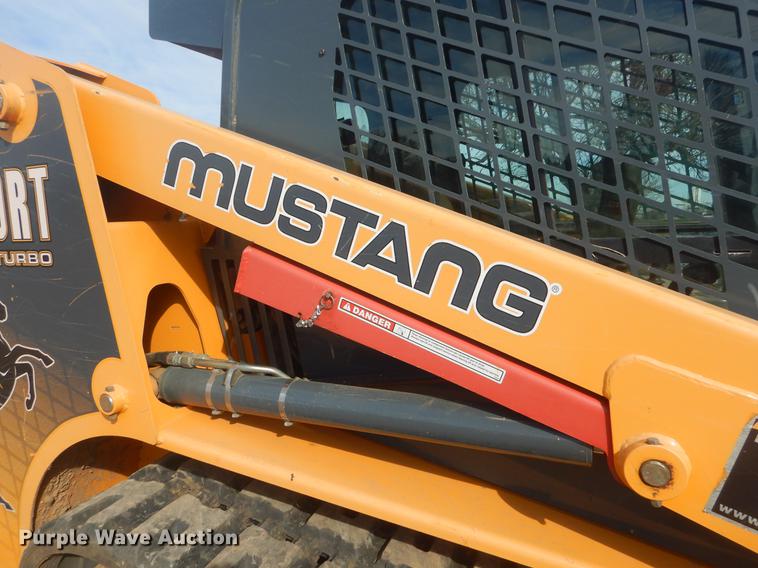 image for item EW9711 2011 Mustang 2100RT skid steer