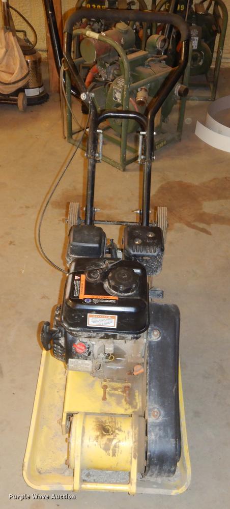 image for item EW9724 Plate compactor