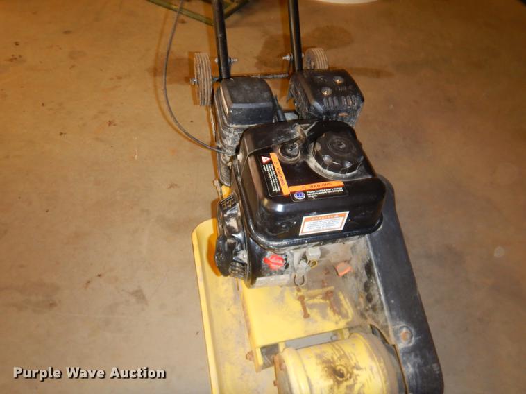 image for item EW9724 Plate compactor