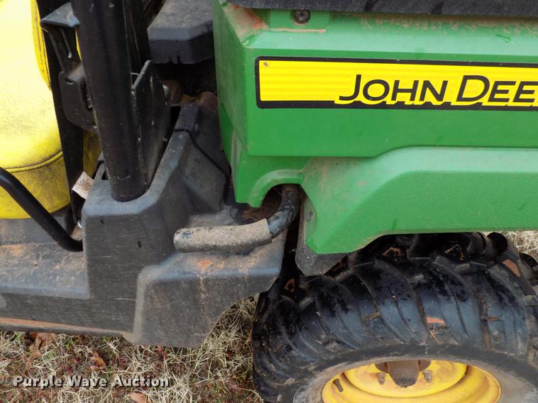 image for item FE9560 2012 John Deere XUV550 utility vehicle