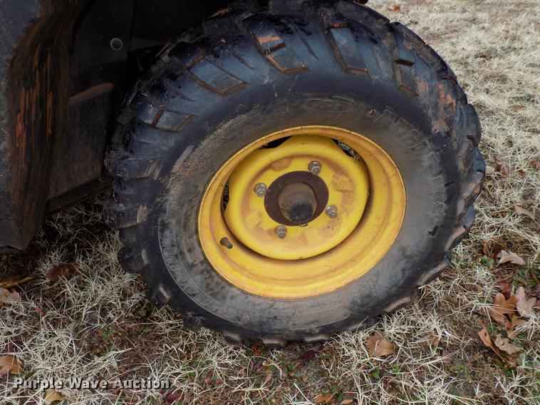 image for item FE9560 2012 John Deere XUV550 utility vehicle