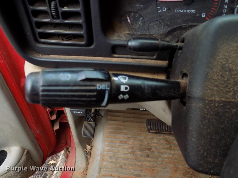 image for item FE9562 1995 Dodge Ram 2500 Ext. Cab pickup truck