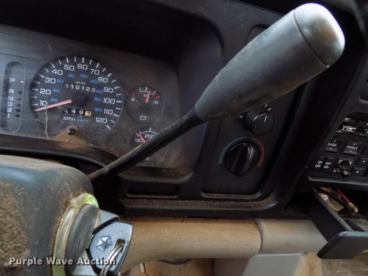 image for item FE9562 1995 Dodge Ram 2500 Ext. Cab pickup truck