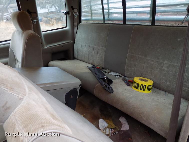 image for item FE9562 1995 Dodge Ram 2500 Ext. Cab pickup truck