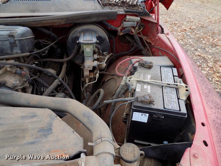 image for item FE9562 1995 Dodge Ram 2500 Ext. Cab pickup truck