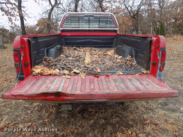 image for item FE9562 1995 Dodge Ram 2500 Ext. Cab pickup truck