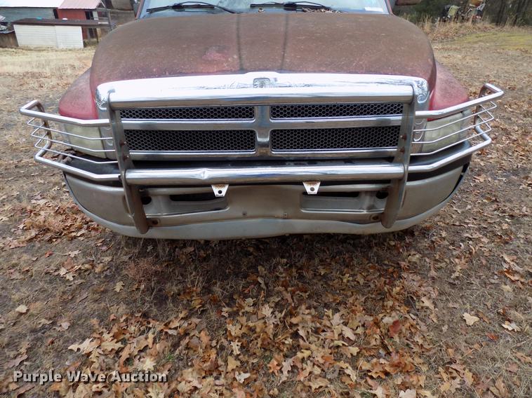 image for item FE9562 1995 Dodge Ram 2500 Ext. Cab pickup truck