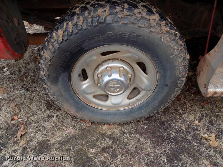 image for item FE9562 1995 Dodge Ram 2500 Ext. Cab pickup truck