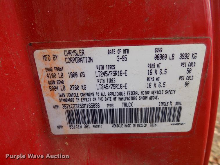 image for item FE9562 1995 Dodge Ram 2500 Ext. Cab pickup truck