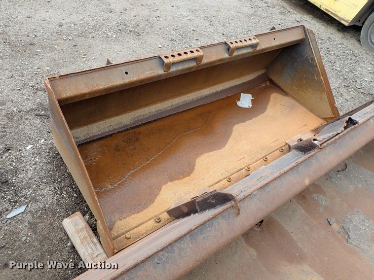 image for item FI9447 (6) skid steer buckets