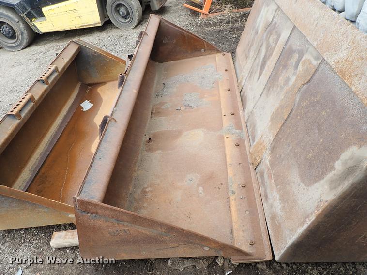 image for item FI9447 (6) skid steer buckets