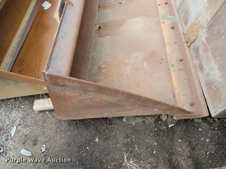 image for item FI9447 (6) skid steer buckets