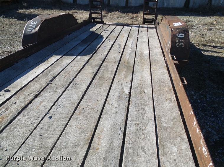 image for item DB2144 1997 Cronkhite utility trailer