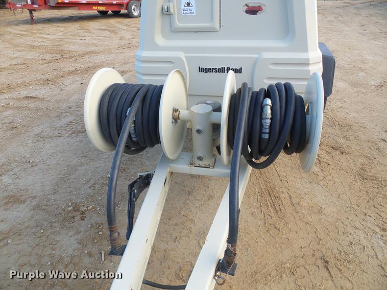 image for item DB2149 2007 Ingersoll Rand XP185 air compressor