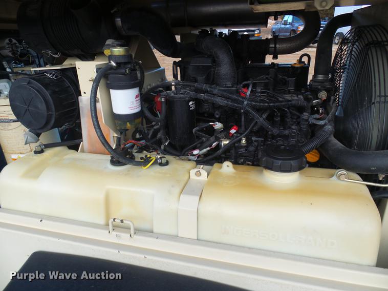 image for item DB2149 2007 Ingersoll Rand XP185 air compressor