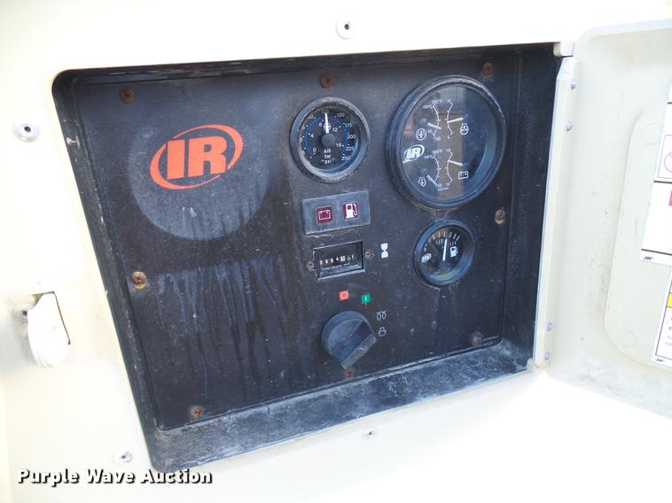 image for item DB2149 2007 Ingersoll Rand XP185 air compressor