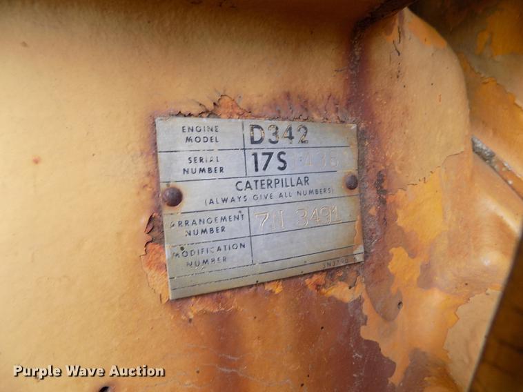 image for item DB9004 1974 Caterpillar D8H dozer