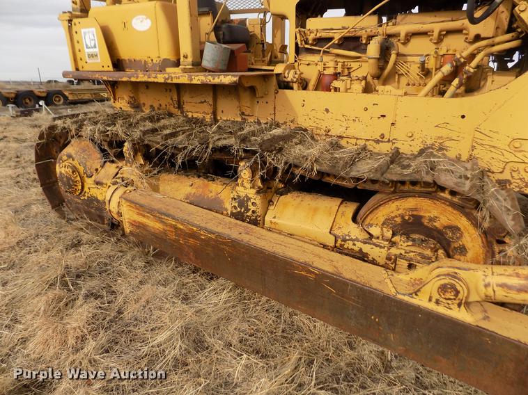 image for item DB9004 1974 Caterpillar D8H dozer