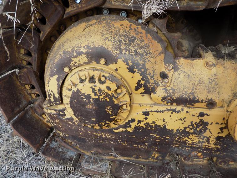 image for item DB9004 1974 Caterpillar D8H dozer