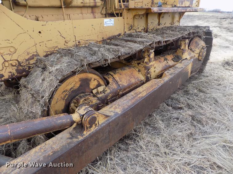 image for item DB9004 1974 Caterpillar D8H dozer