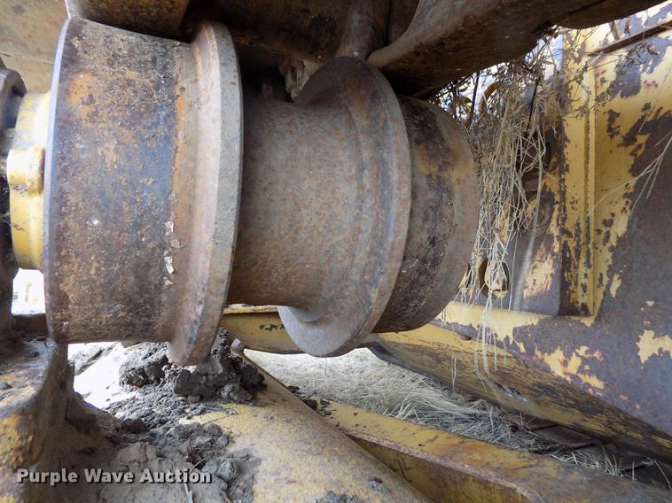 image for item DB9004 1974 Caterpillar D8H dozer