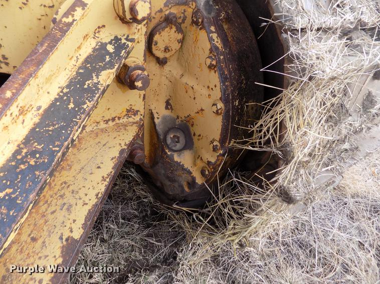 image for item DB9004 1974 Caterpillar D8H dozer