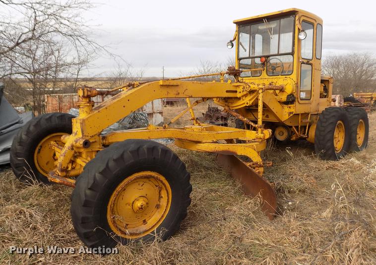 image for item DB9005 Caterpillar 112E rigid frame motor grader