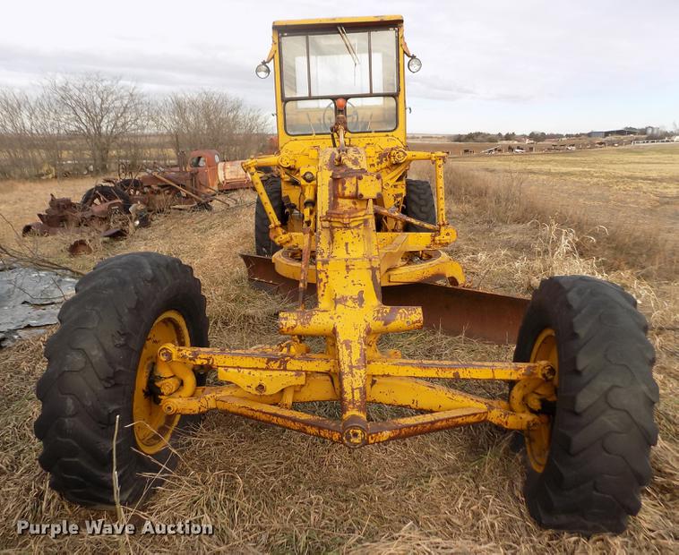 image for item DB9005 Caterpillar 112E rigid frame motor grader