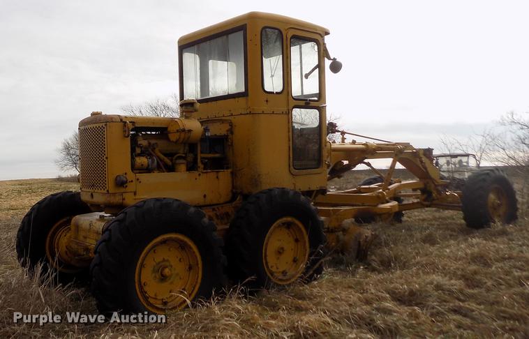 image for item DB9005 Caterpillar 112E rigid frame motor grader