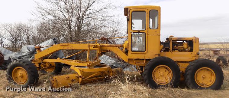 image for item DB9005 Caterpillar 112E rigid frame motor grader
