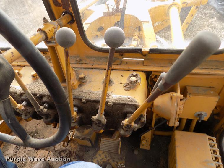 image for item DB9005 Caterpillar 112E rigid frame motor grader
