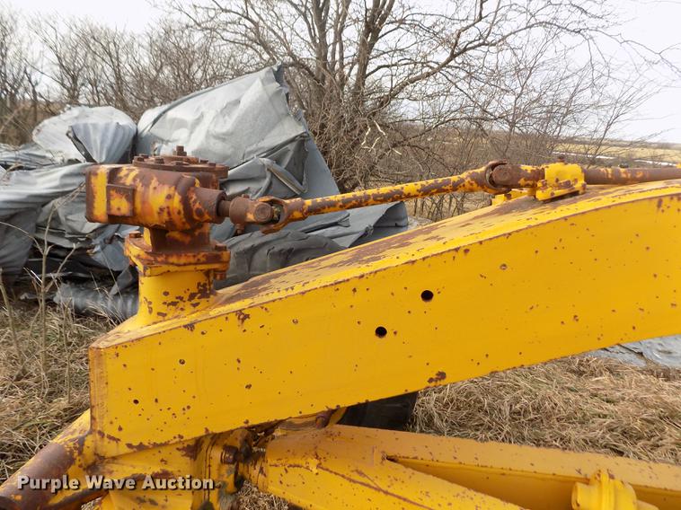 image for item DB9005 Caterpillar 112E rigid frame motor grader