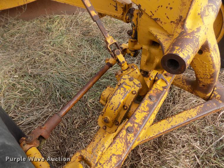 image for item DB9005 Caterpillar 112E rigid frame motor grader