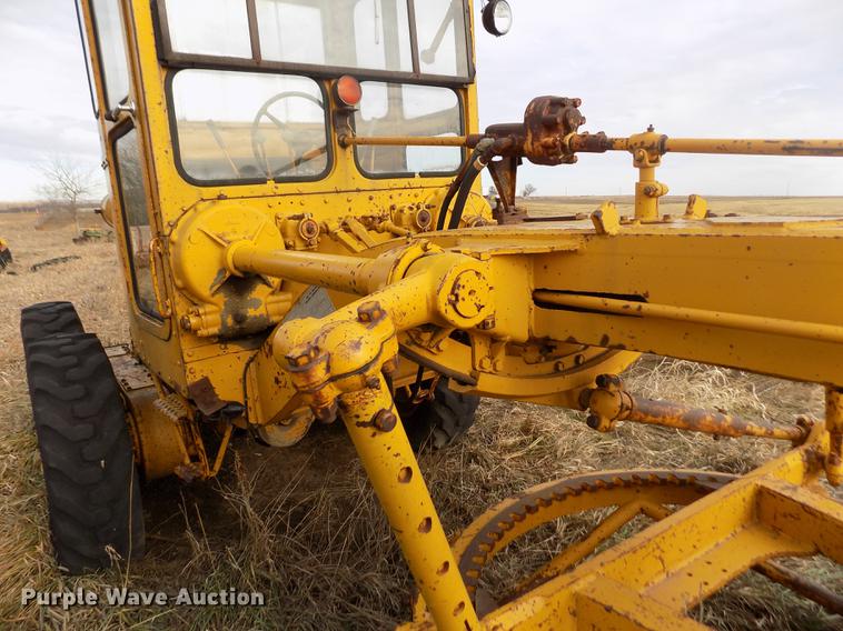 image for item DB9005 Caterpillar 112E rigid frame motor grader