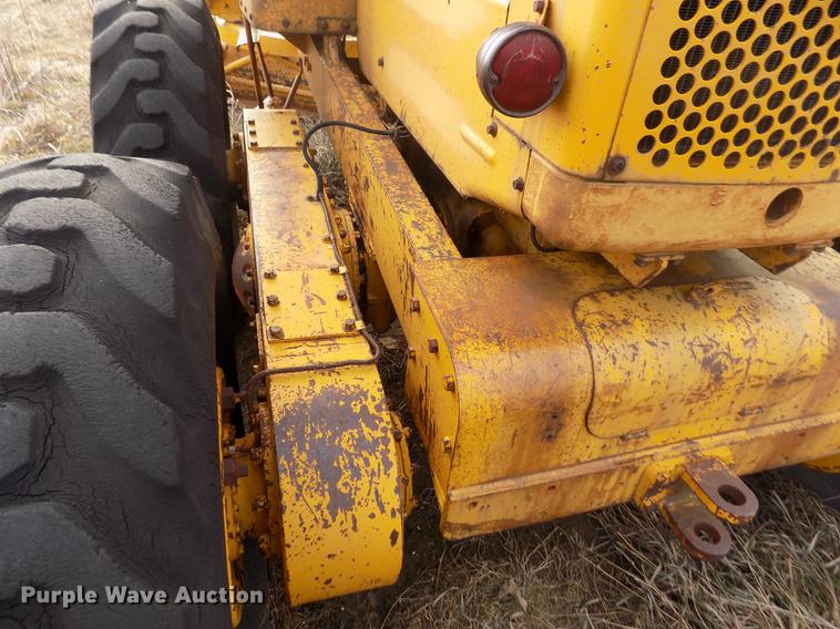 image for item DB9005 Caterpillar 112E rigid frame motor grader