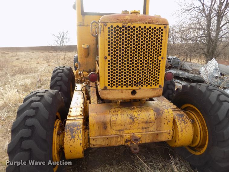 image for item DB9005 Caterpillar 112E rigid frame motor grader