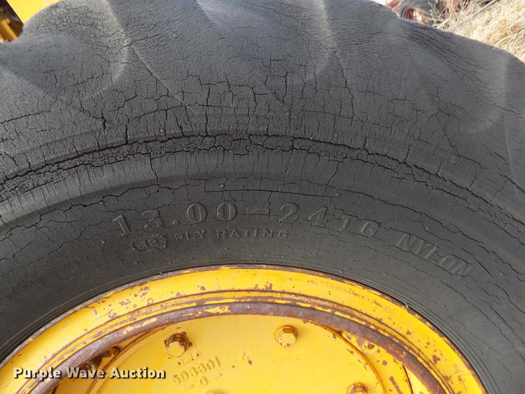 image for item DB9005 Caterpillar 112E rigid frame motor grader