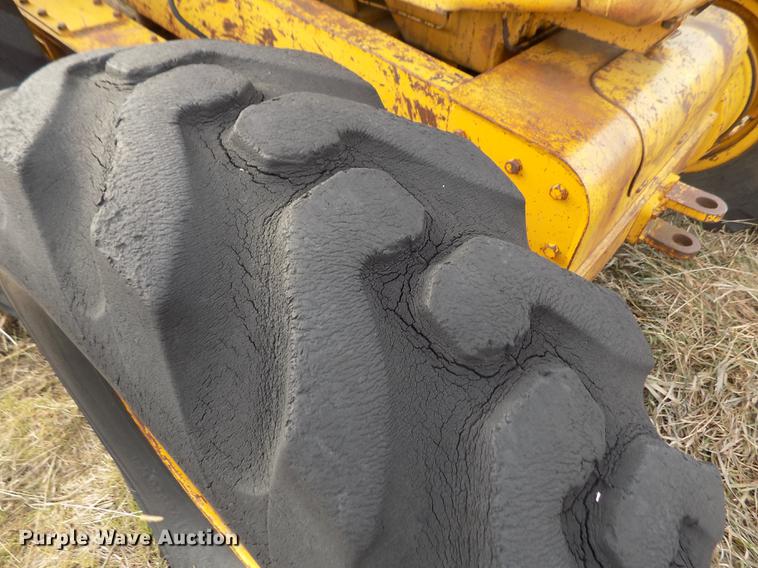 image for item DB9005 Caterpillar 112E rigid frame motor grader